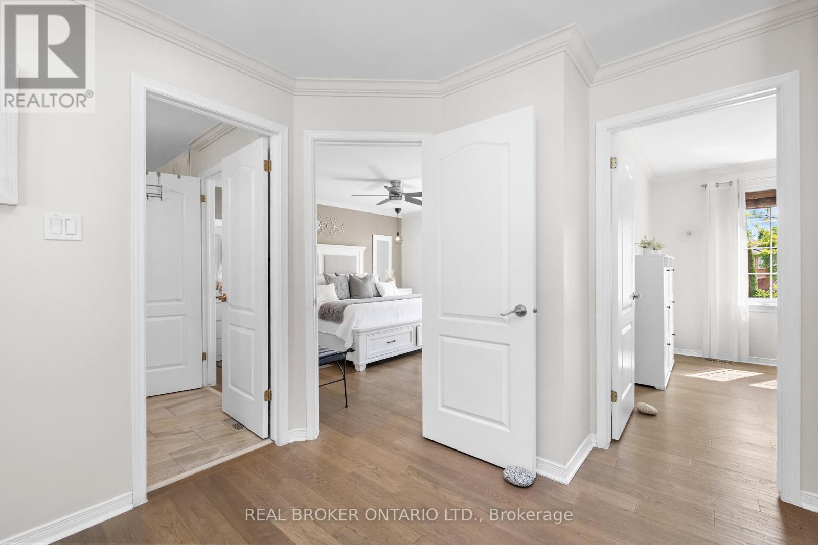 124 MACASSA CIRCLE - 28