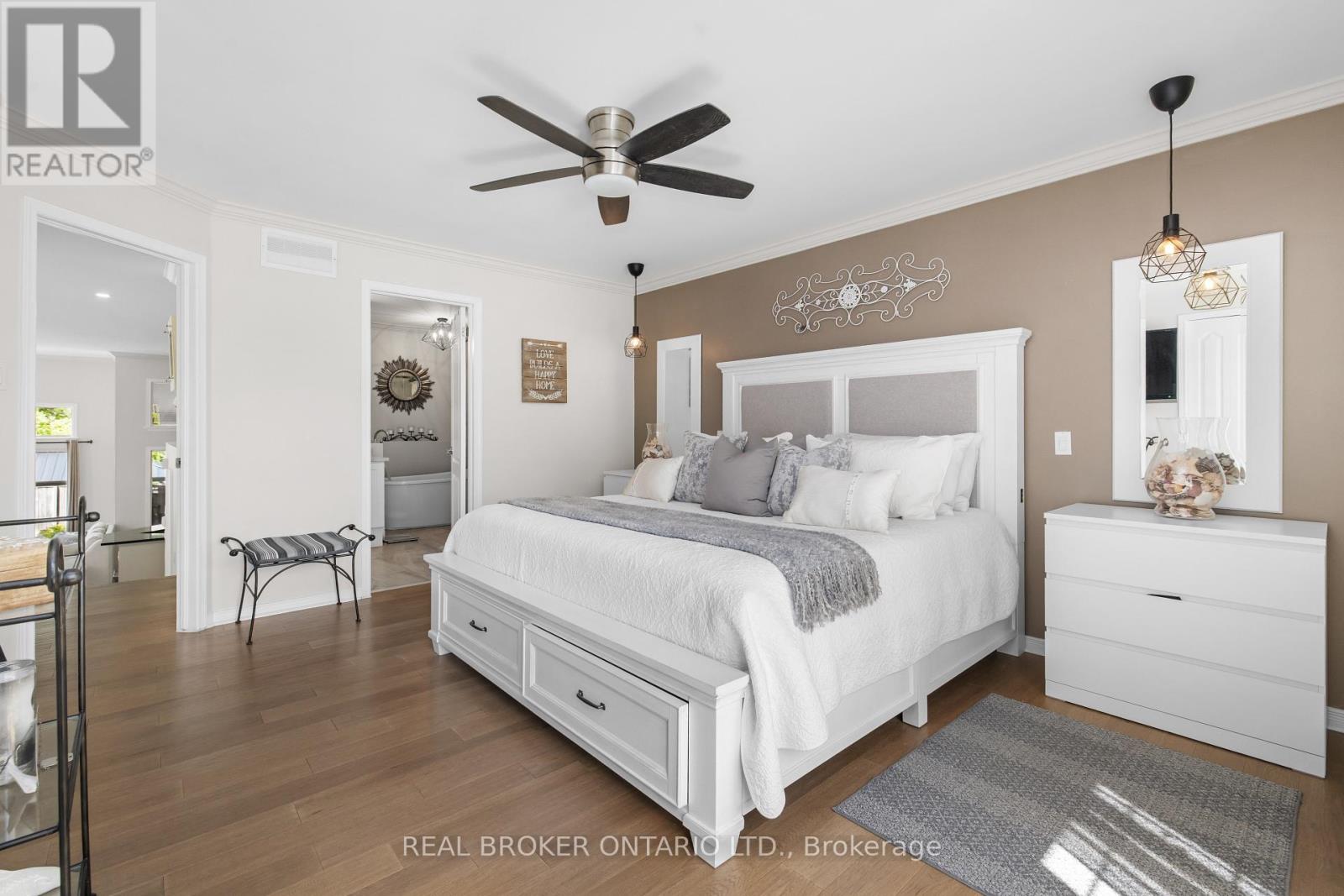 124 MACASSA CIRCLE - 30