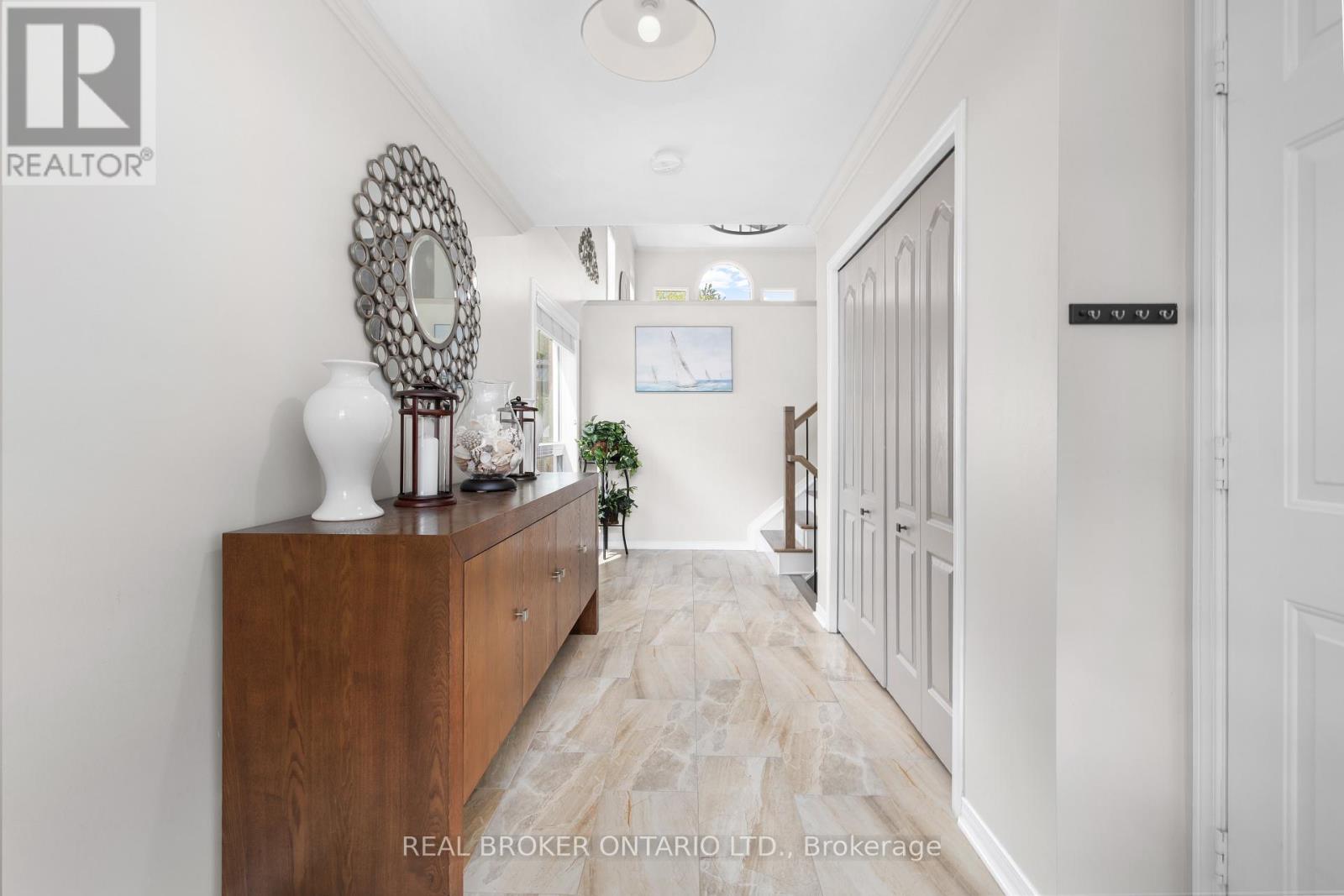 124 MACASSA CIRCLE - 4