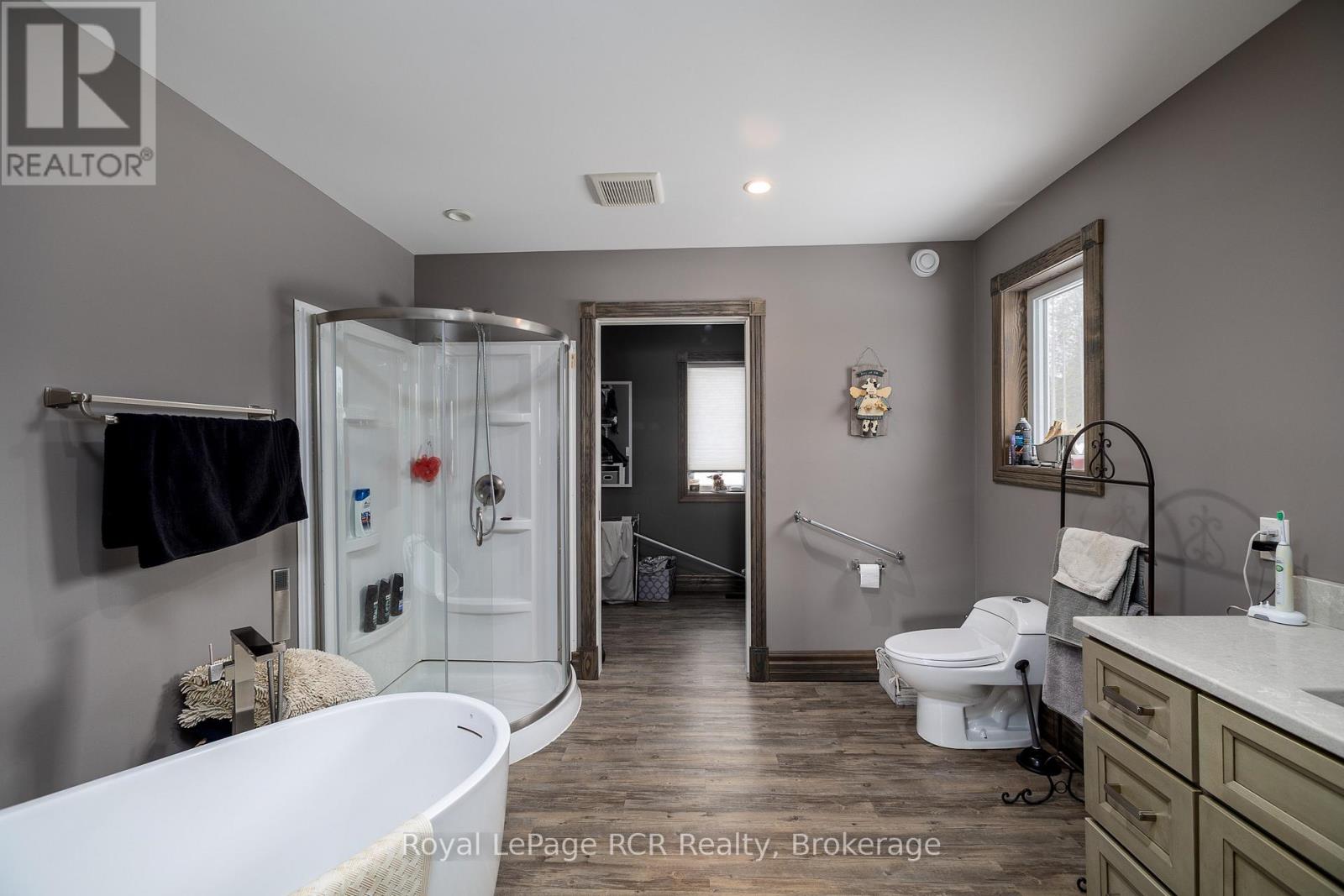 109 HIGHLAND DRIVE - 19