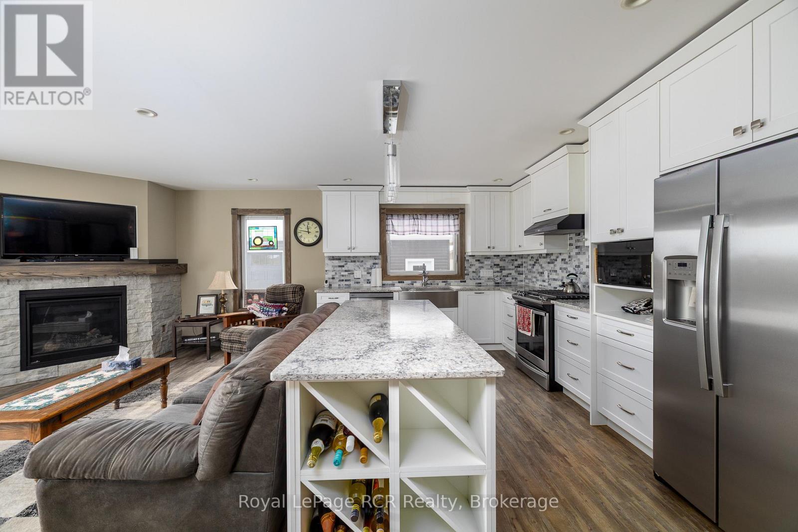 109 HIGHLAND DRIVE - 11