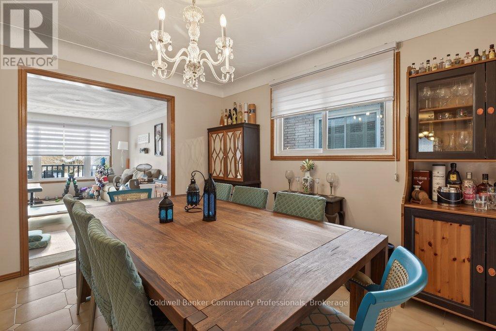42 LASILA COURT - 15