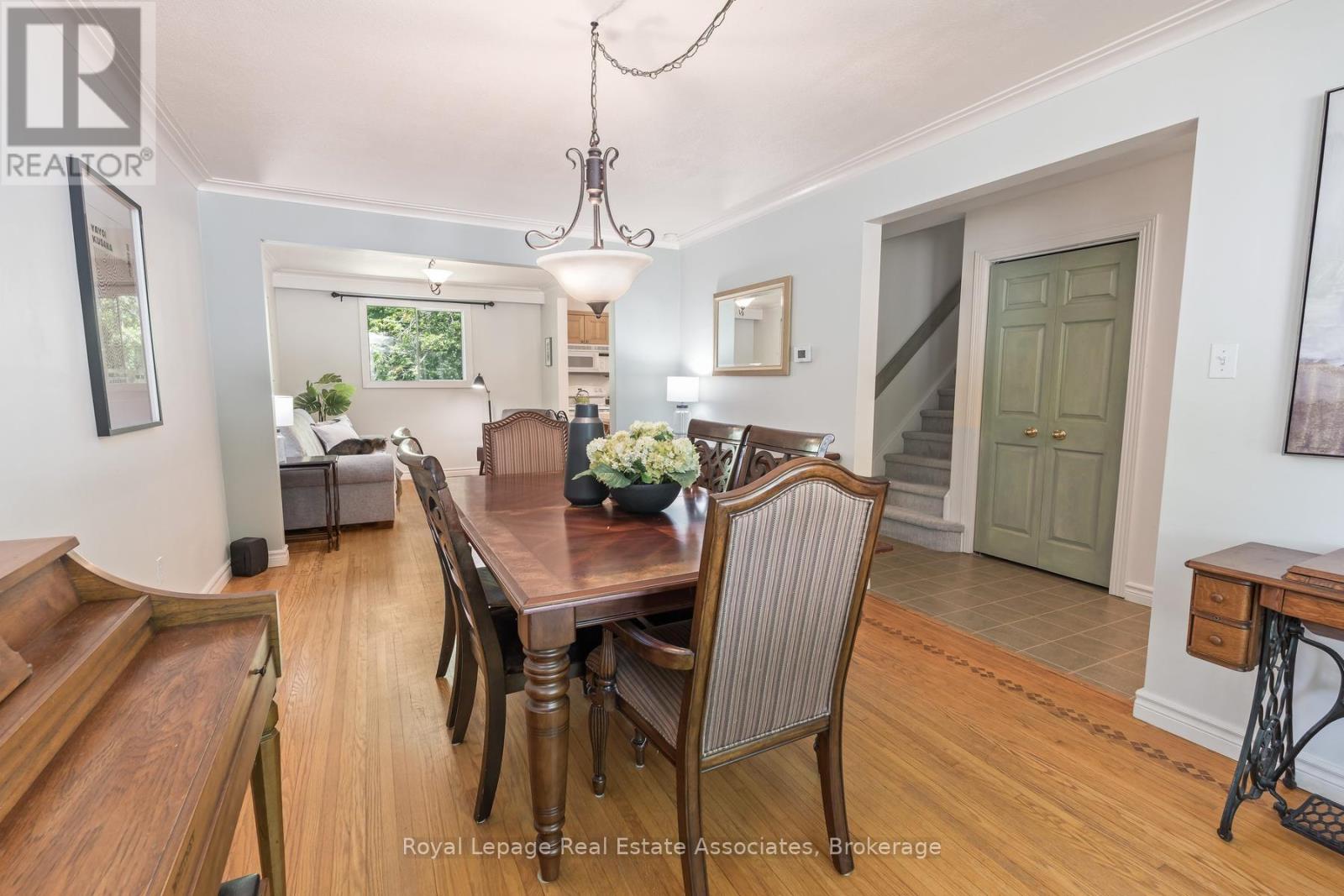 17 METCALFE COURT - 7