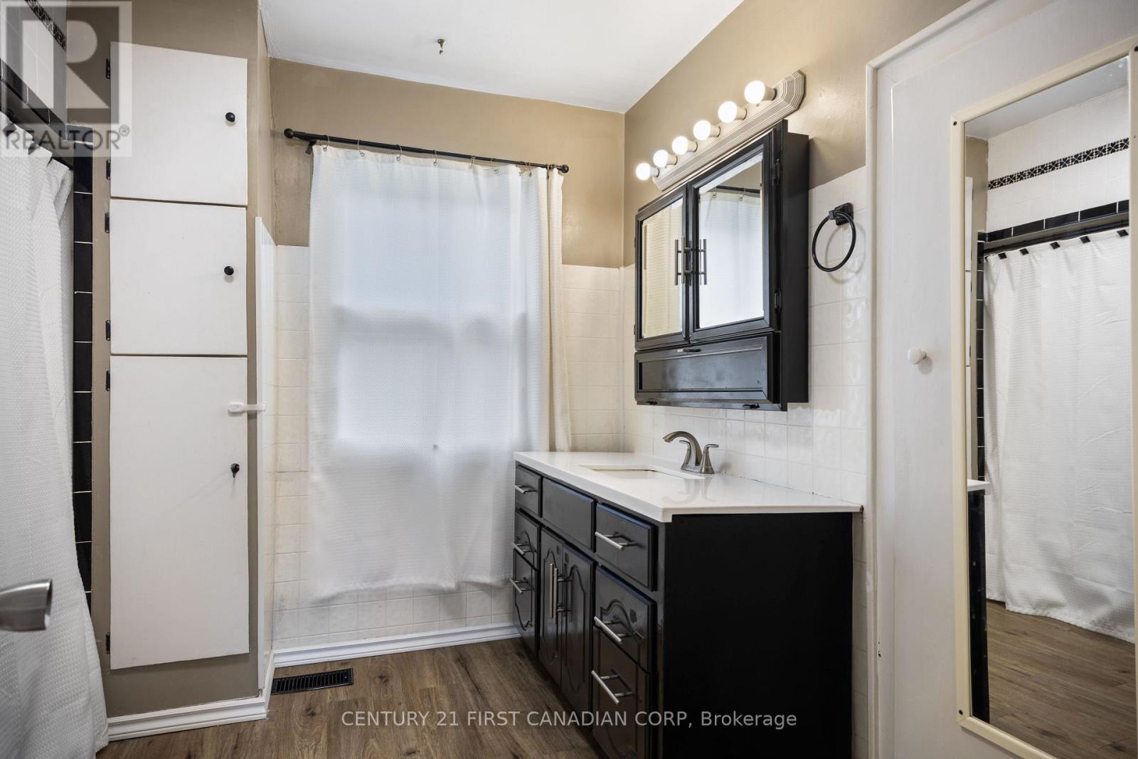 49 MCNAY STREET - 10