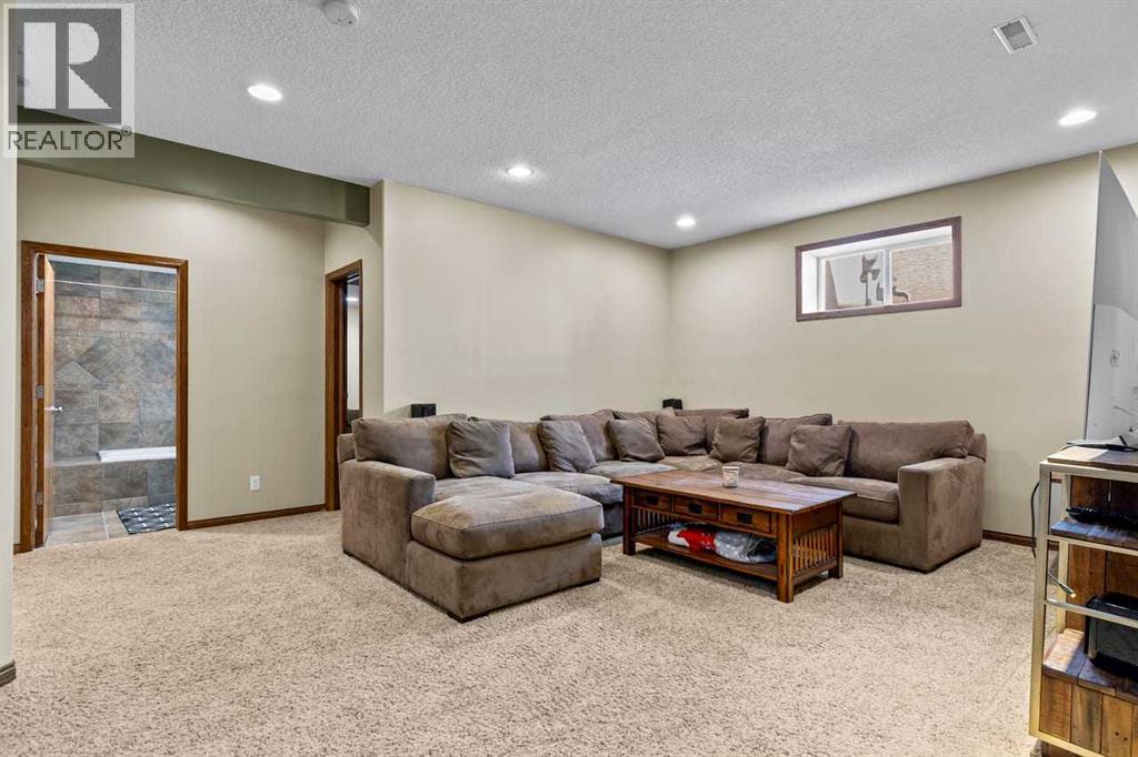 322 Hampstead Way NW - 29