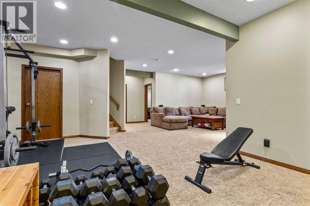 322 Hampstead Way NW - 33