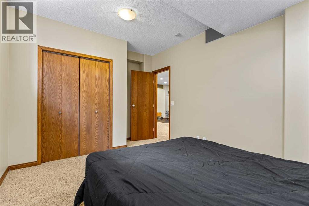 322 Hampstead Way NW - 35