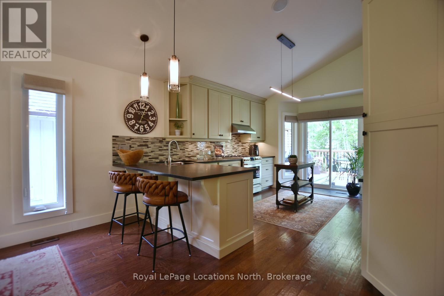 8 HICKORY STREET - 15
