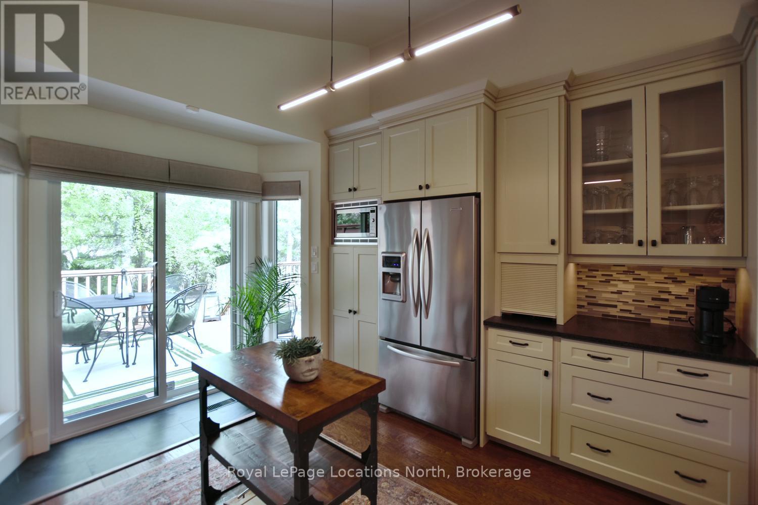 8 HICKORY STREET - 17