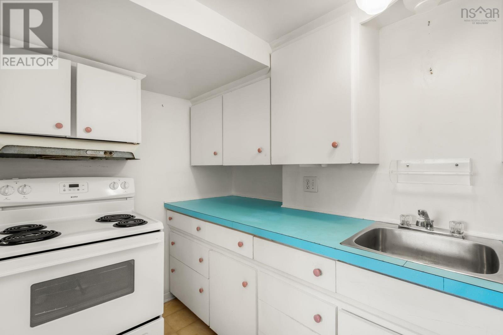 Property 31 of 48 of 92 Joffre Street