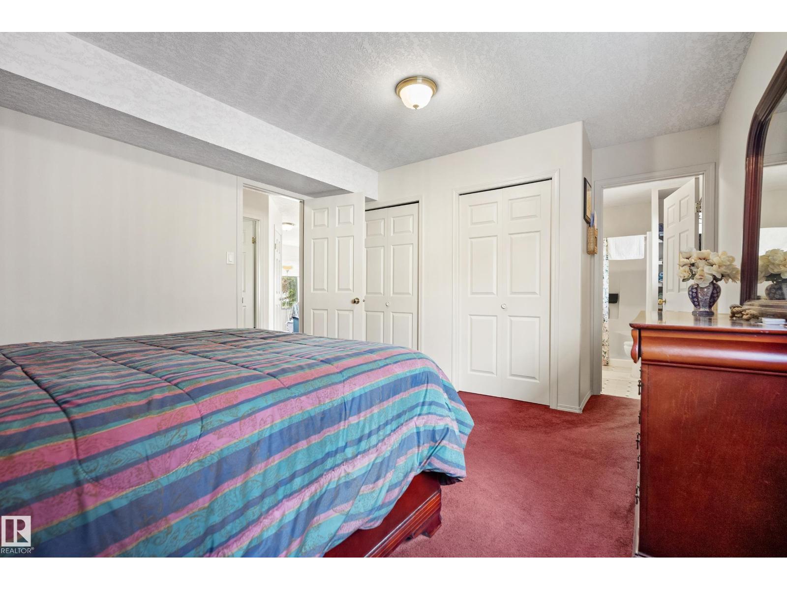5011 64 ST - 26