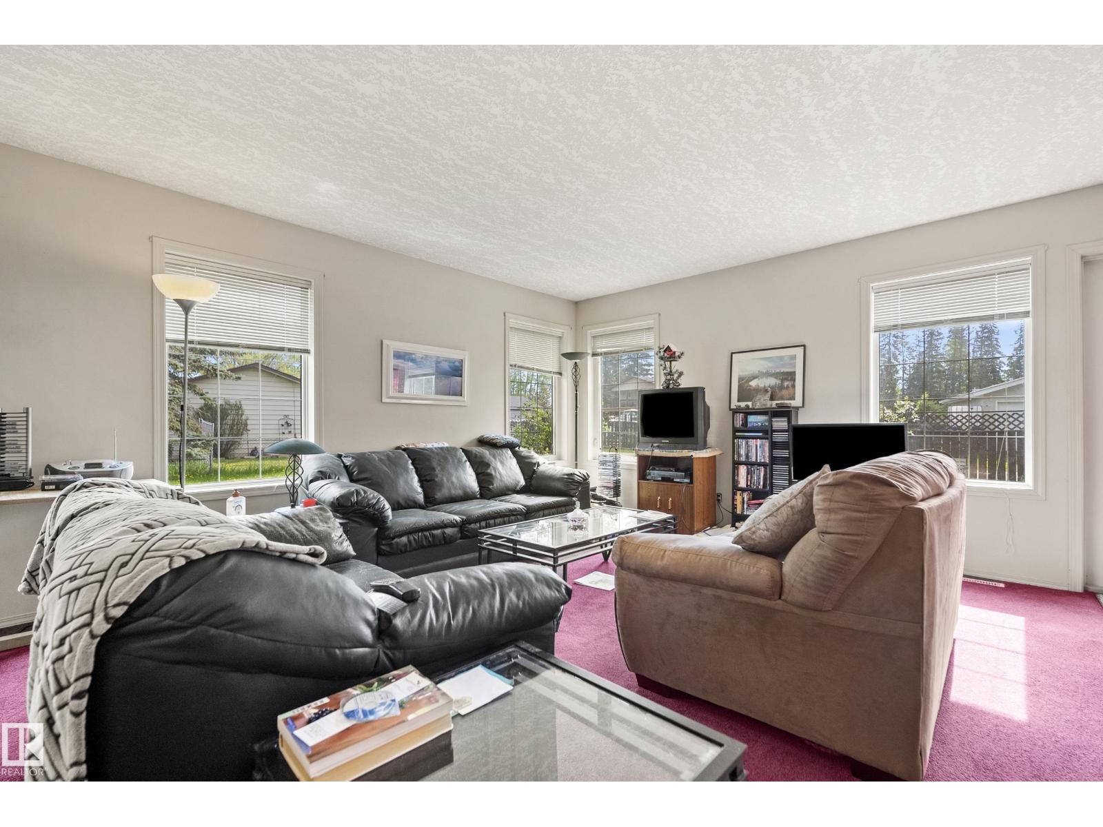5011 64 ST - 13