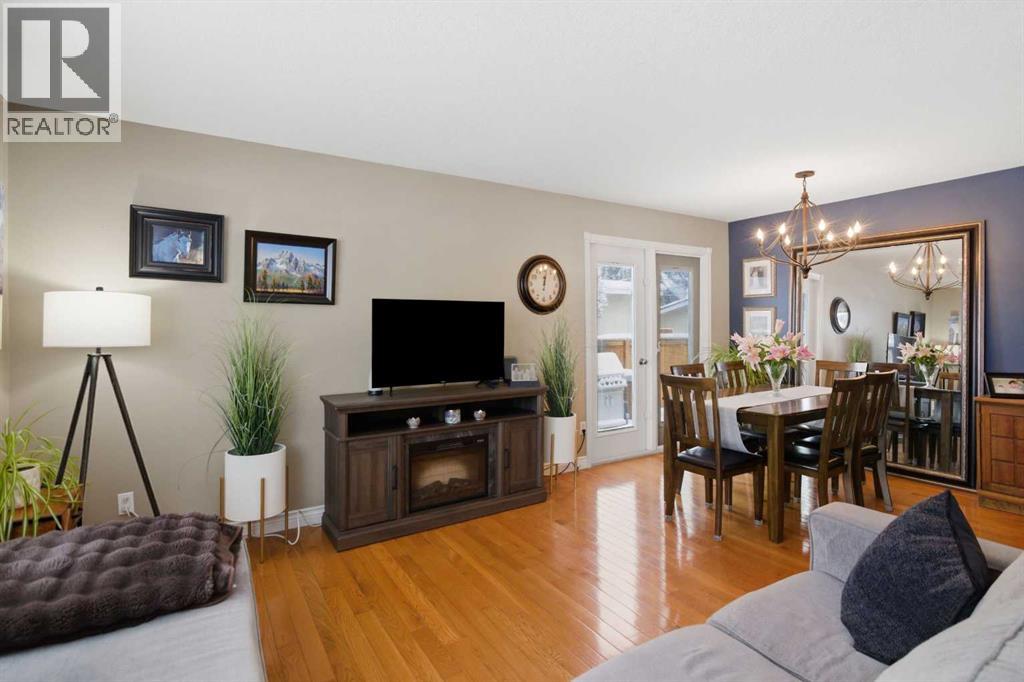 527 Athlone Road SE - 8
