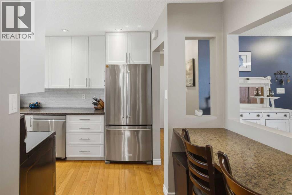527 Athlone Road SE - 14