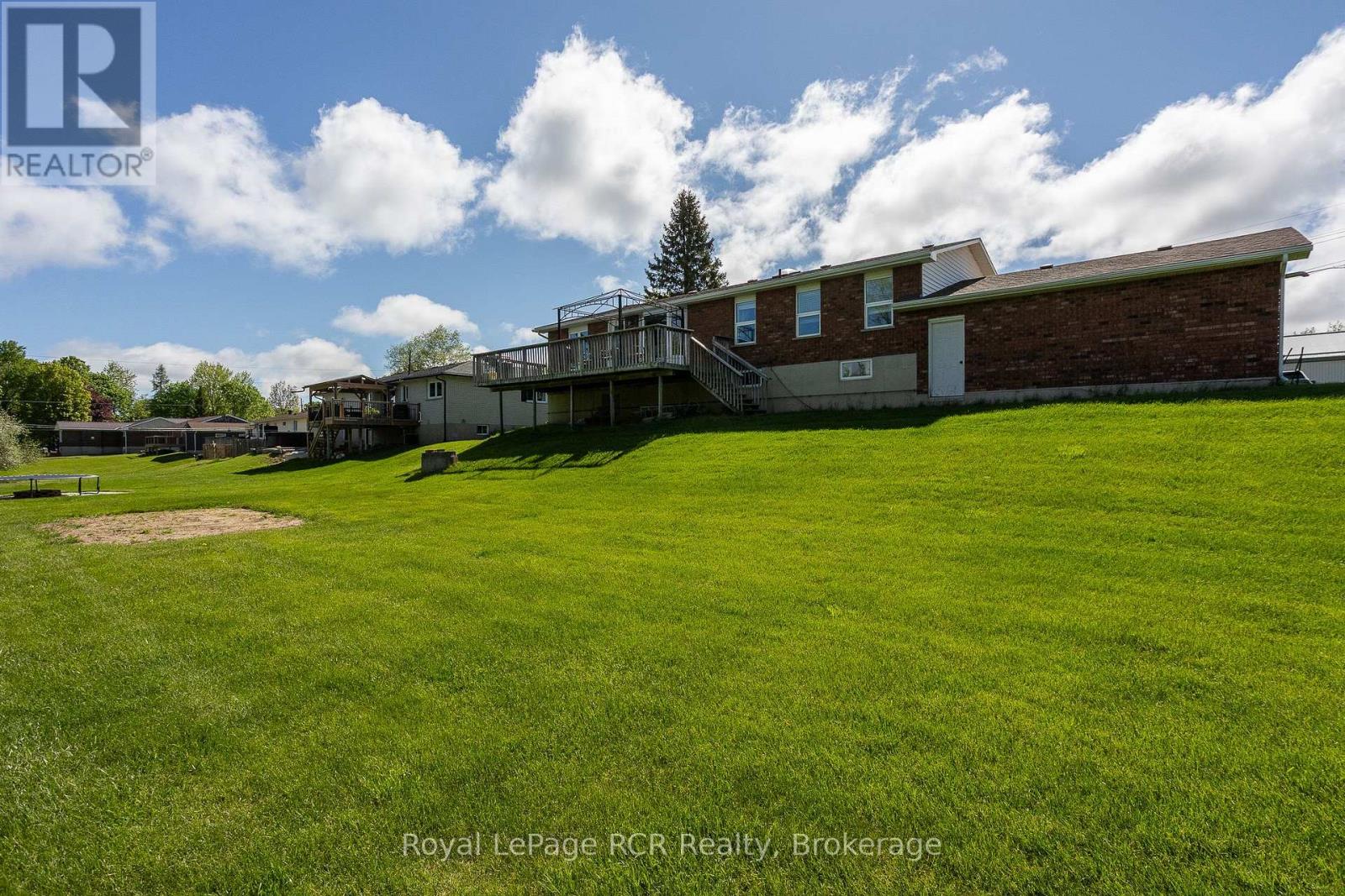 2 HIGHLAND DRIVE - 39