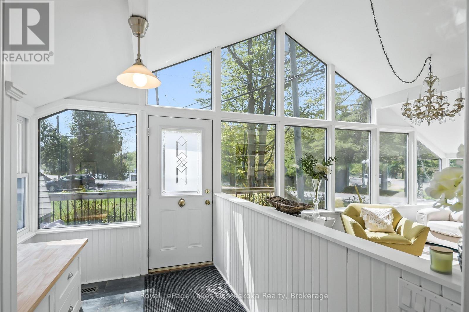 204 BEAUMONT DRIVE - 15