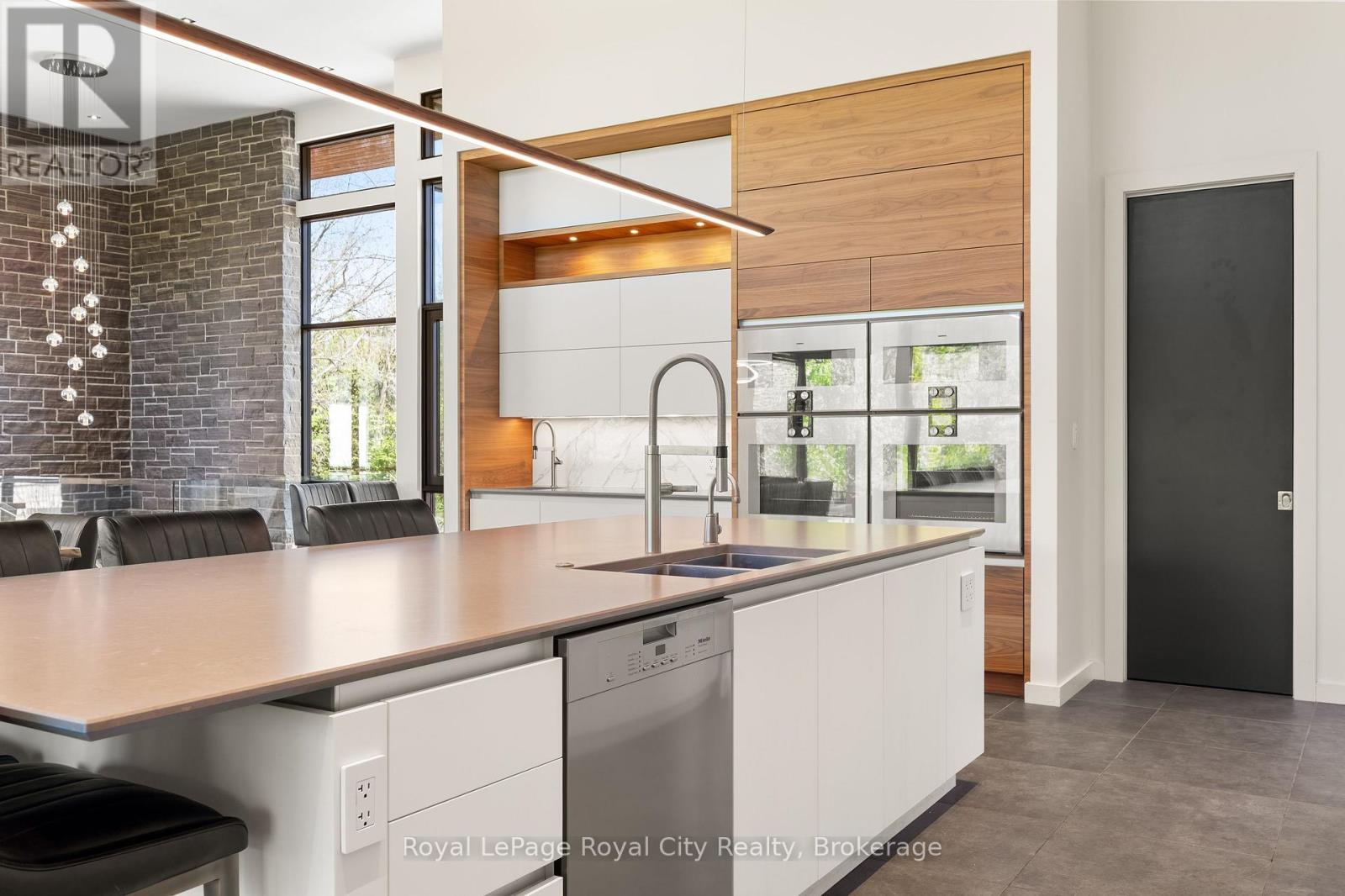 164 HUME ROAD - Image 17