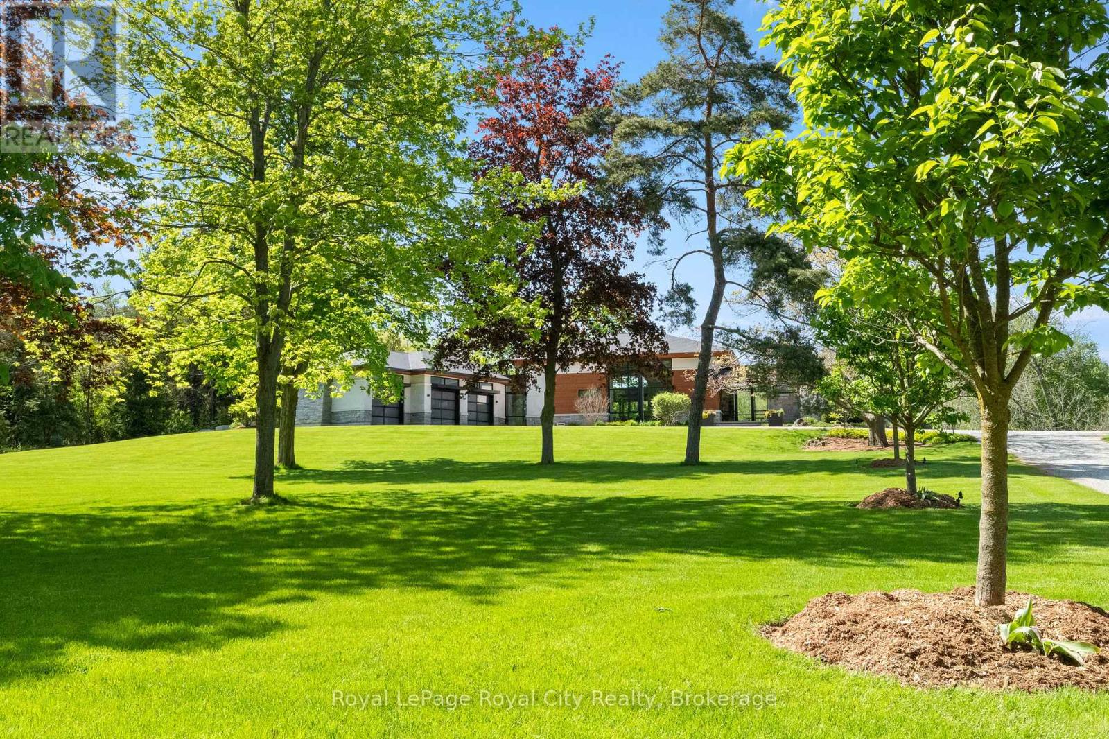 164 HUME ROAD - Image 48
