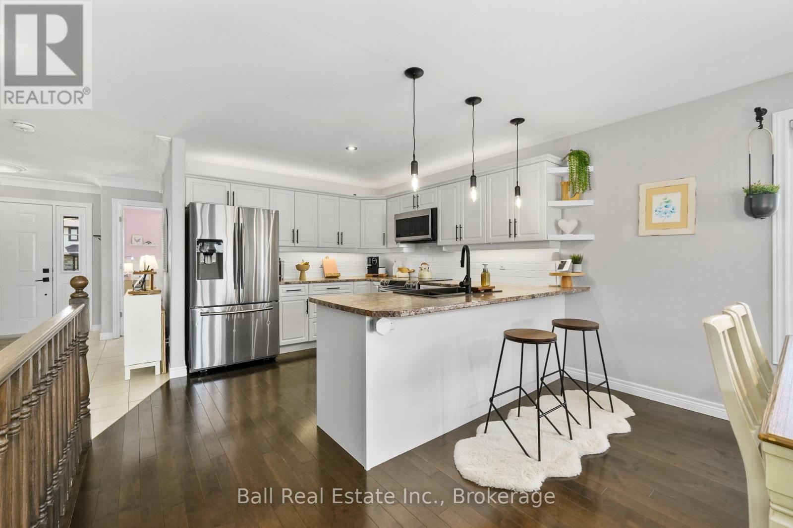 8 DARRELL DRAIN CRESCENT - 21