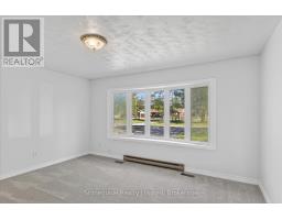 Primary Bedroom - 667 Skyline Road, Selwyn, ON K0L1T0 Photo 7