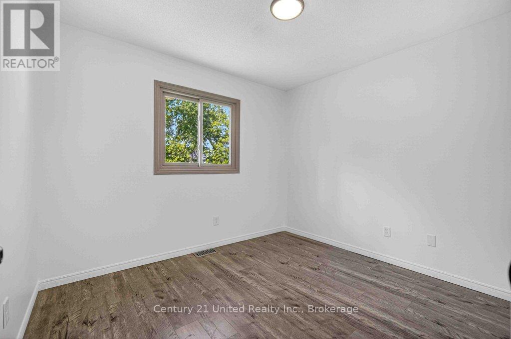 1255 HUNTINGTON CIRCLE - 15