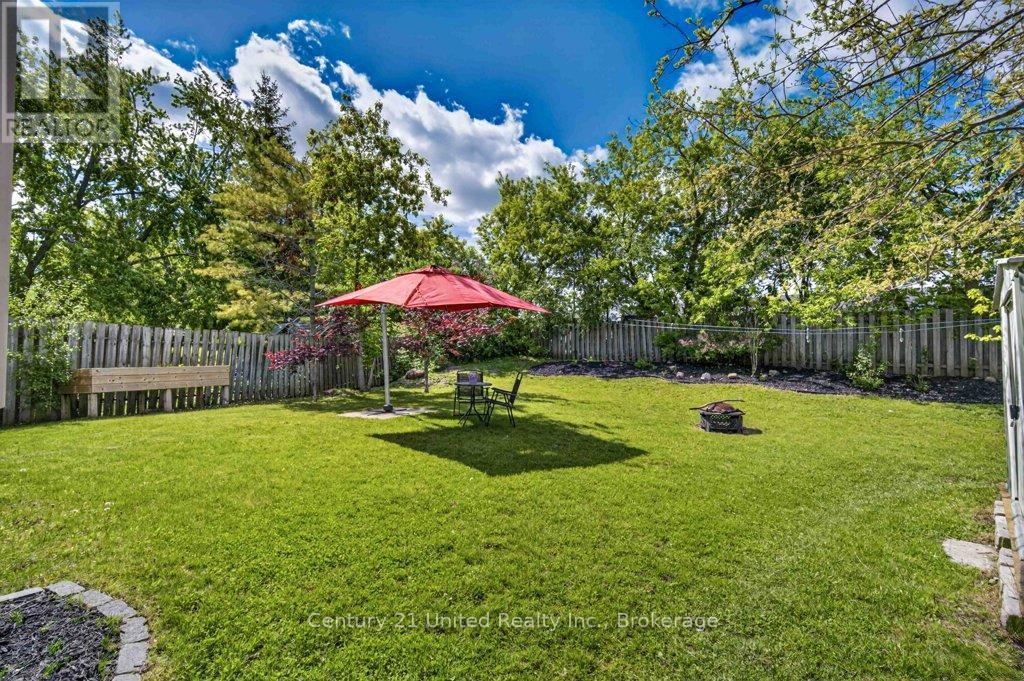 1255 HUNTINGTON CIRCLE - 34