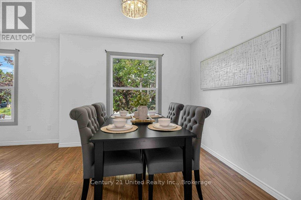 1255 HUNTINGTON CIRCLE - 8