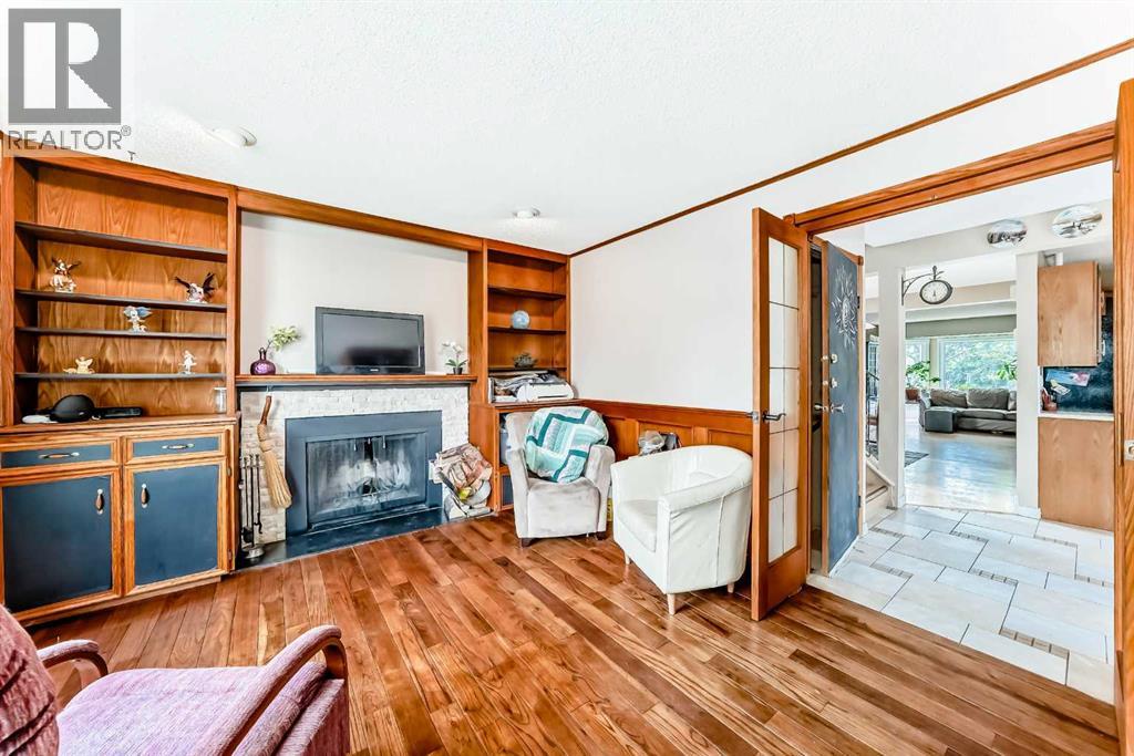 68 Woodview Court SW - 17