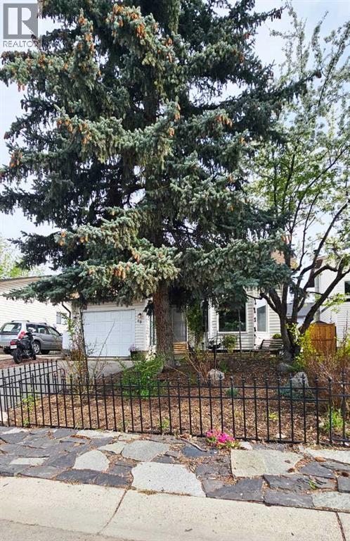 68 Woodview Court SW - Image 2