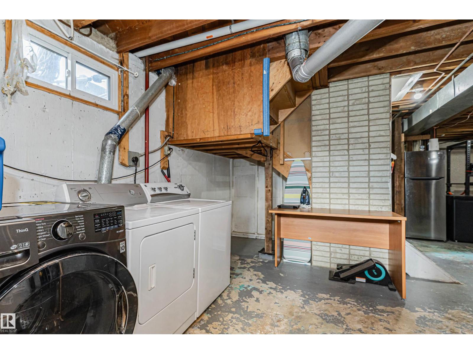 6719 136 AV NW - 32