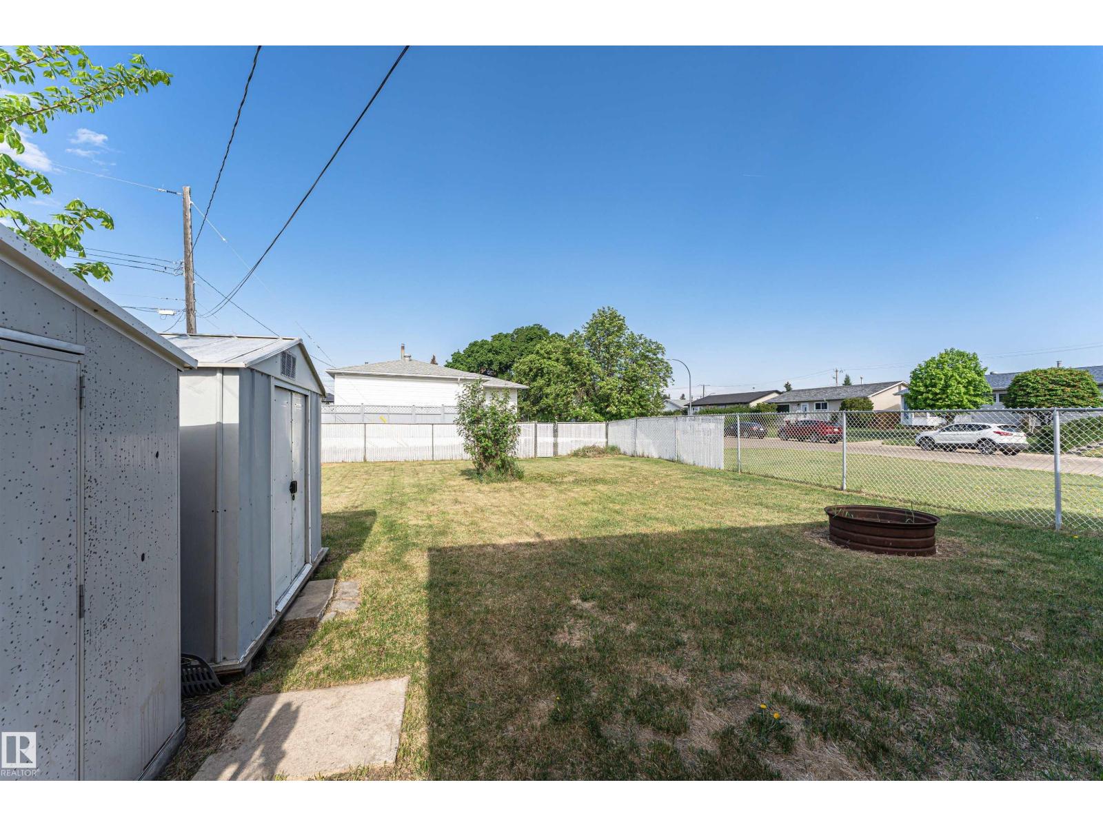 6719 136 AV NW - 40