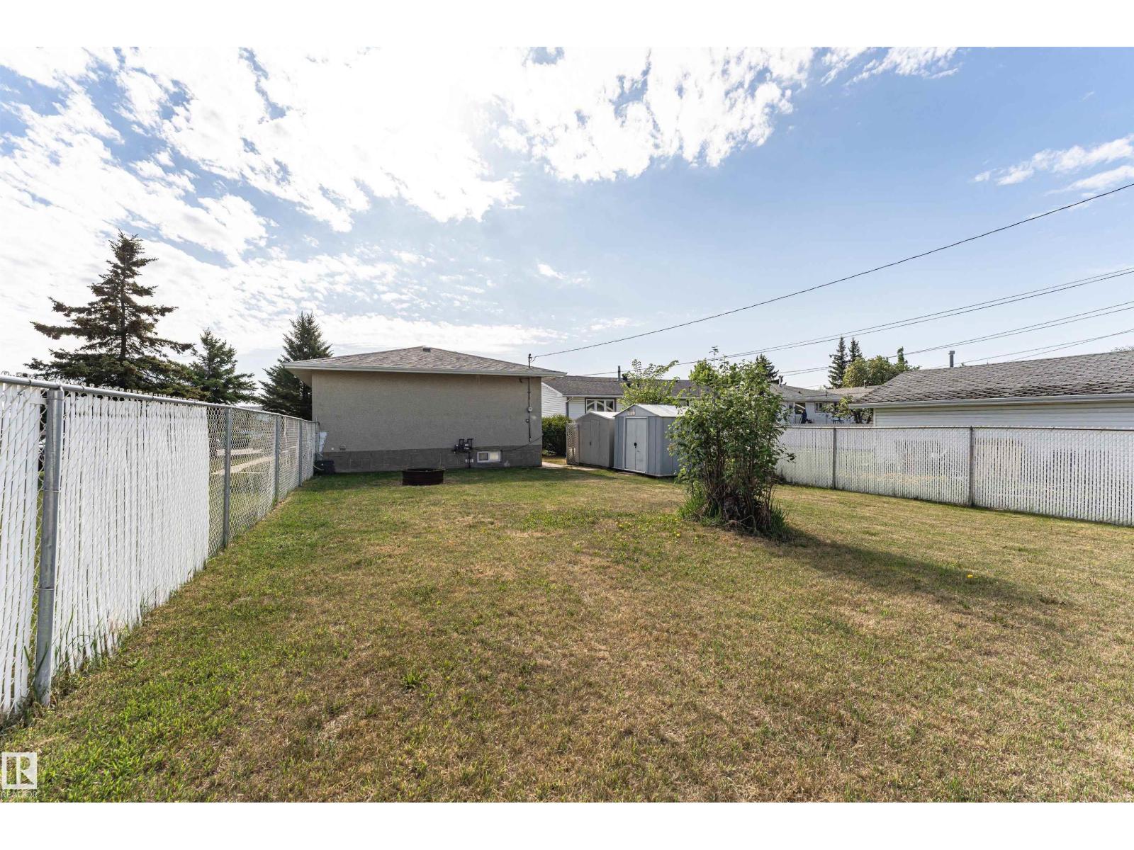 6719 136 AV NW - 41
