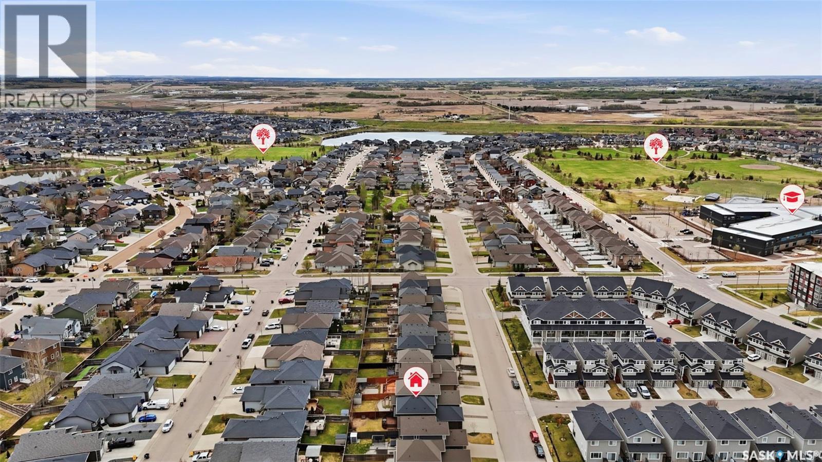 346 Dickson CRESCENT - 40
