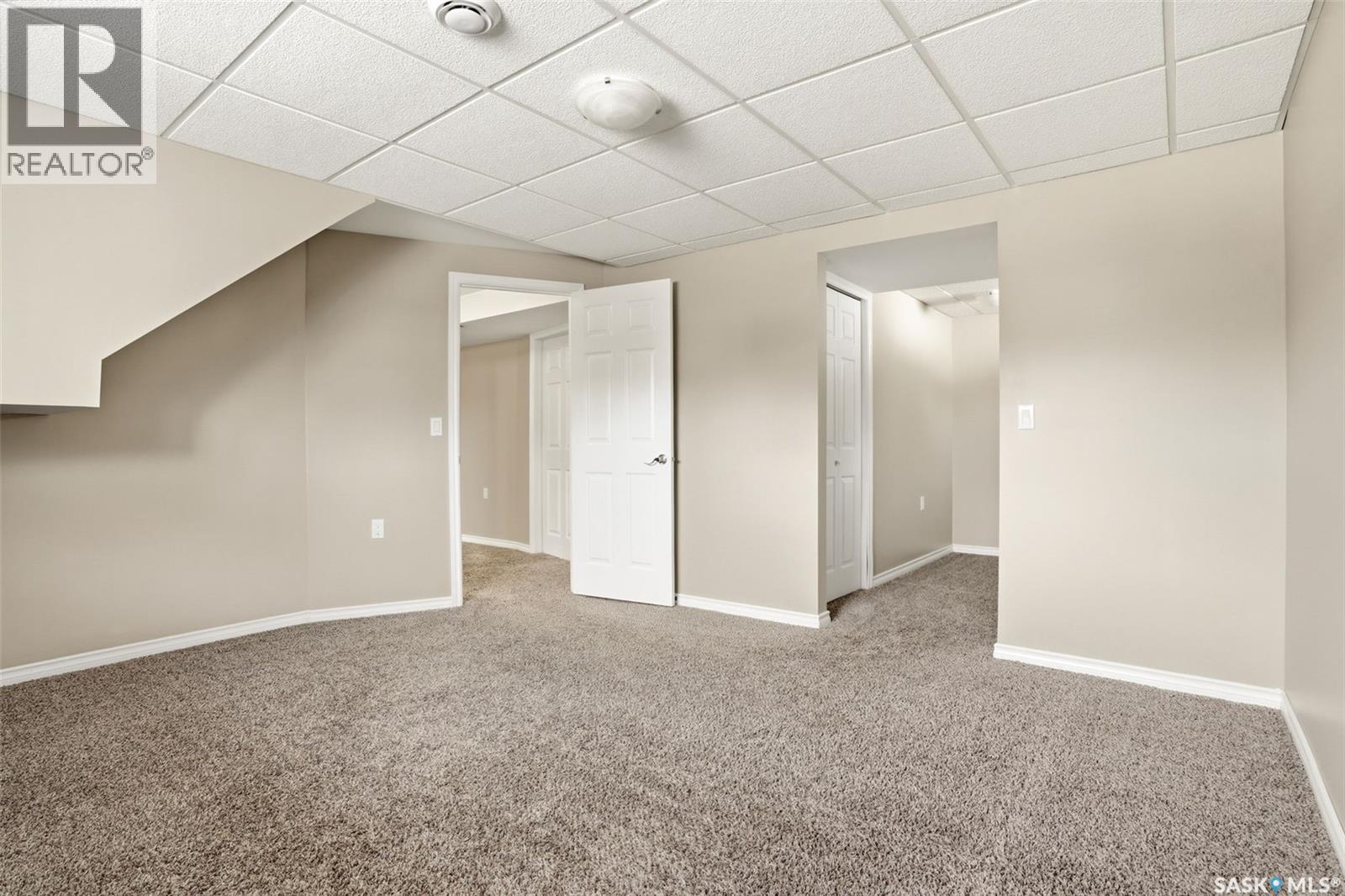 834 ERB BAY - 34