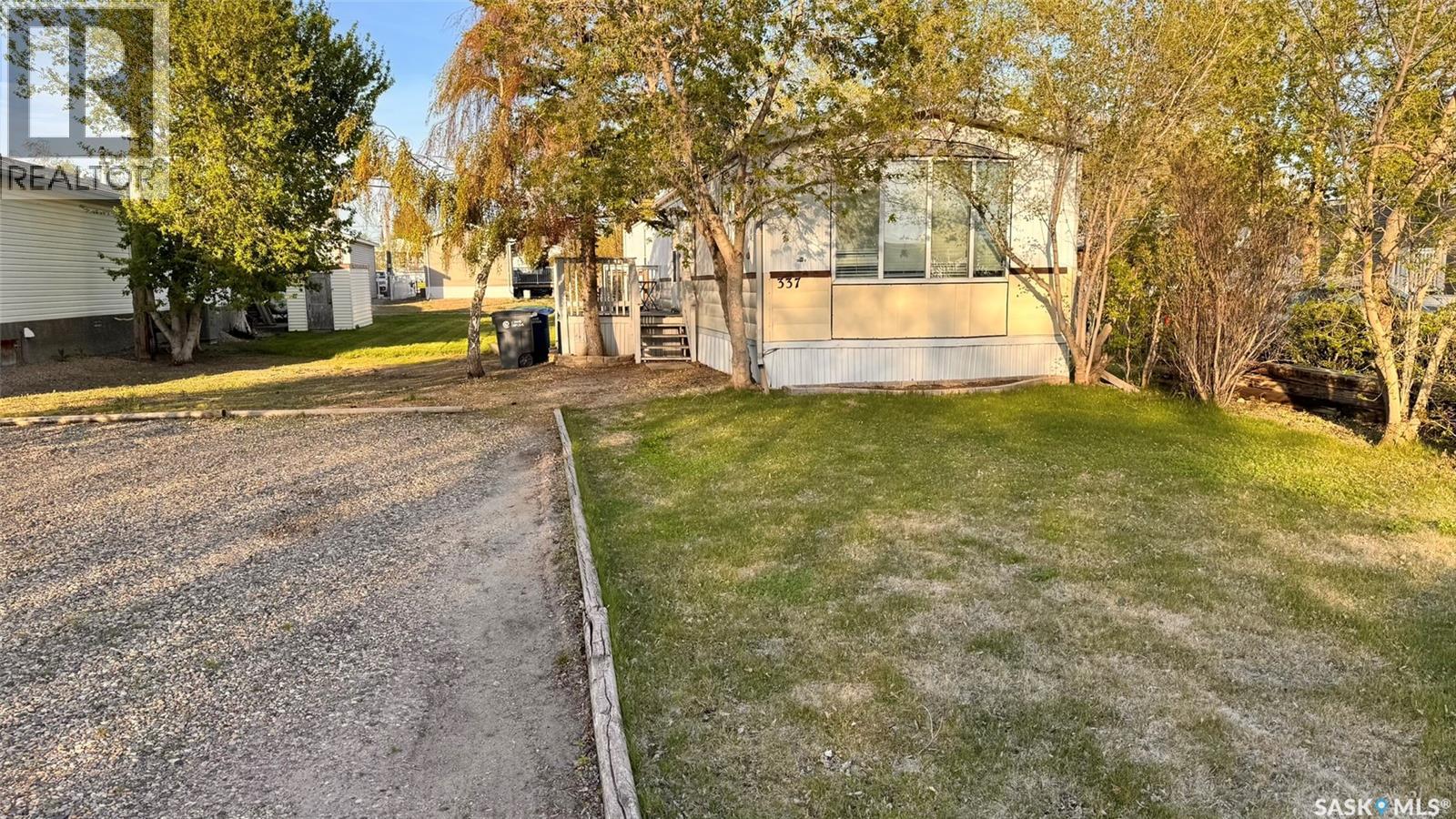 337 Hawkes STREET - 1