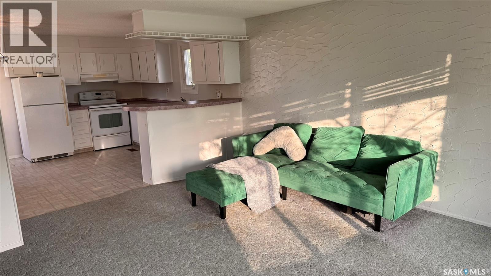 337 Hawkes STREET - 4