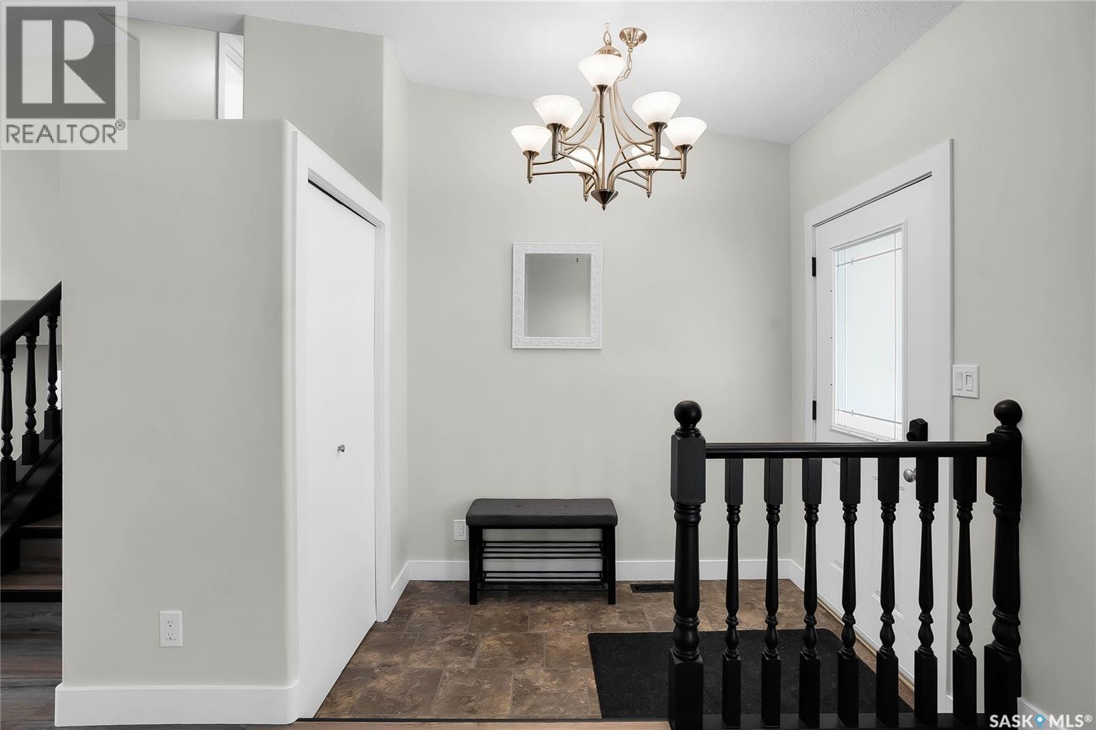 813 Derksen PLACE - 23