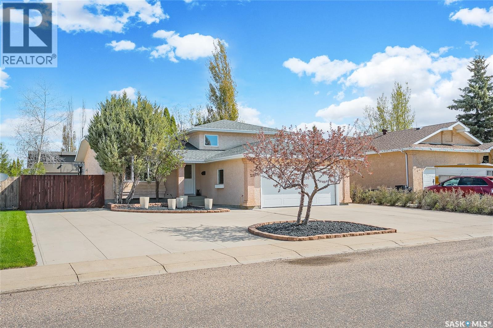 813 Derksen PLACE - 4