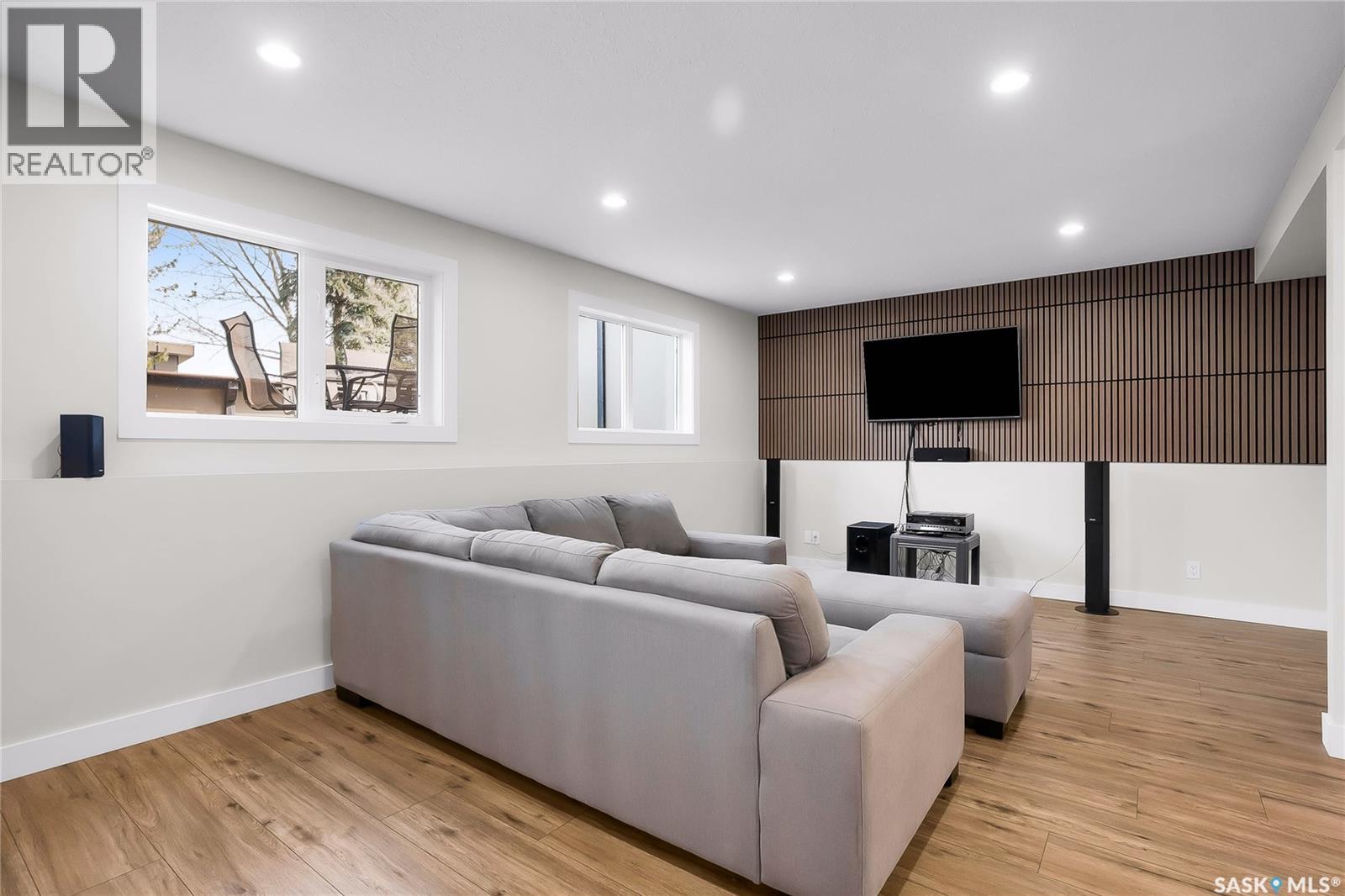 813 Derksen PLACE - 42