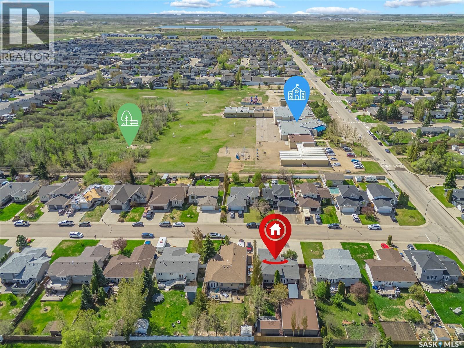 813 Derksen PLACE - 66
