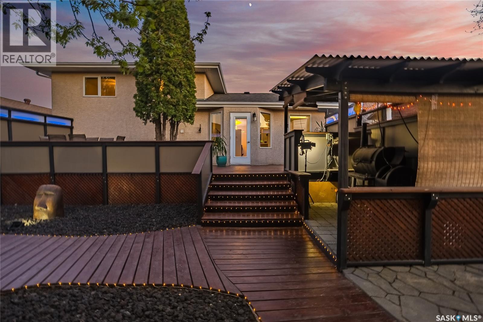 813 Derksen PLACE - 9