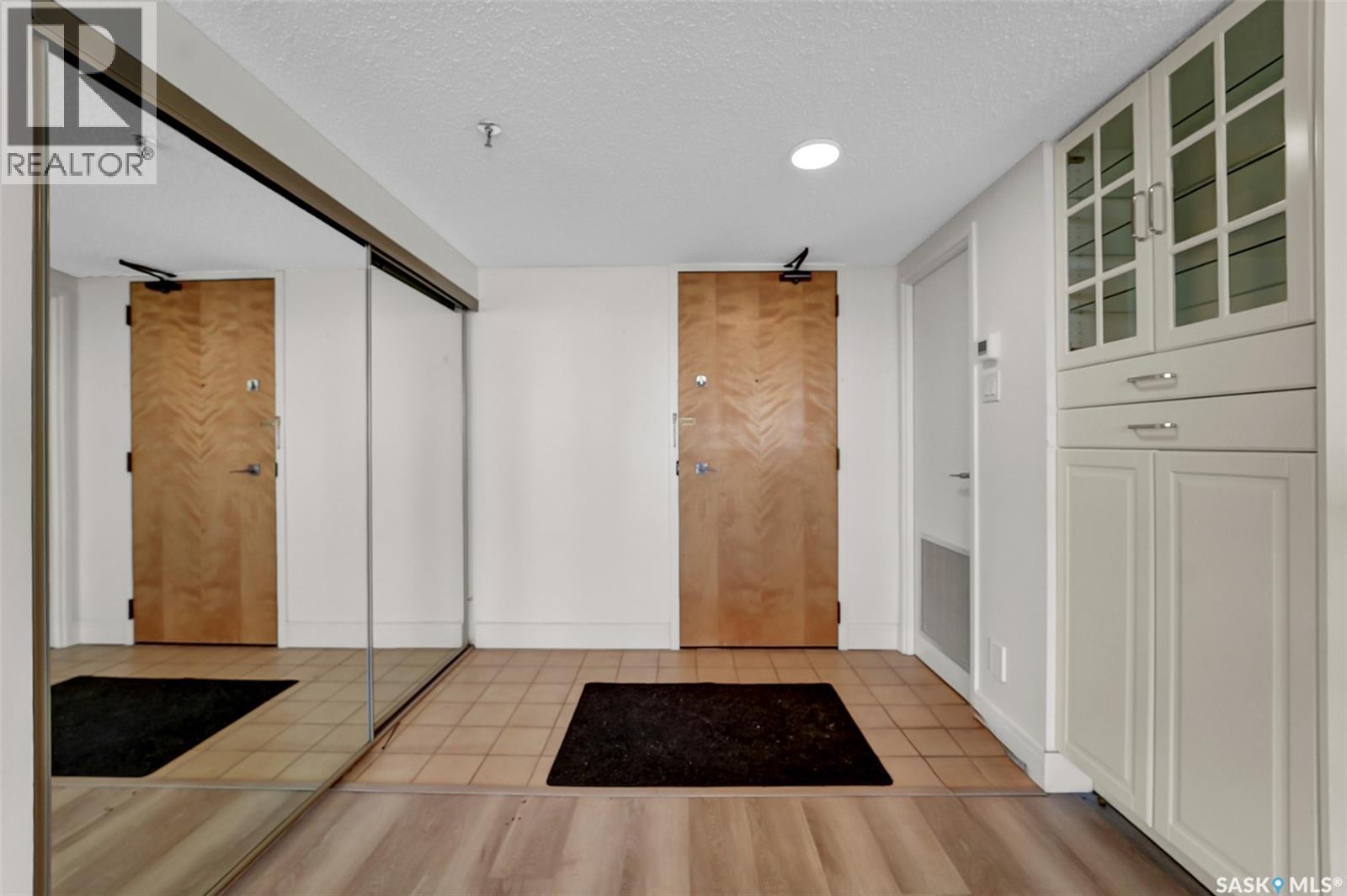 #2001 315 5th AVENUE N - 50