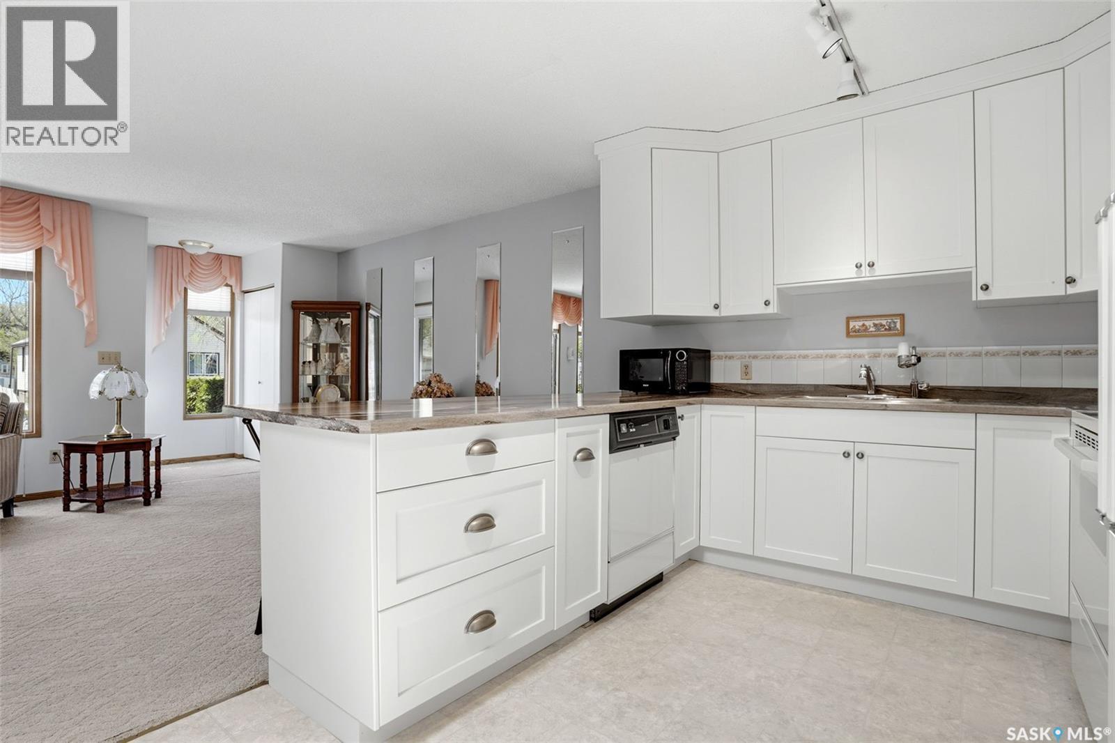2245 Reynolds STREET - 11