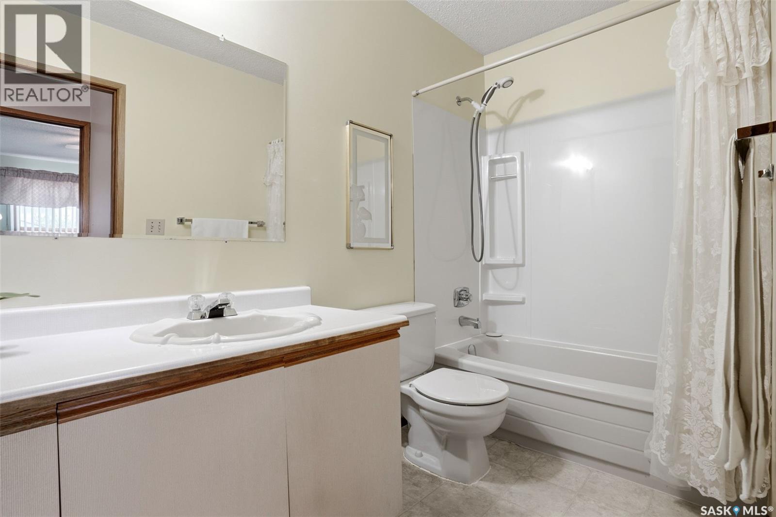 2245 Reynolds STREET - 17