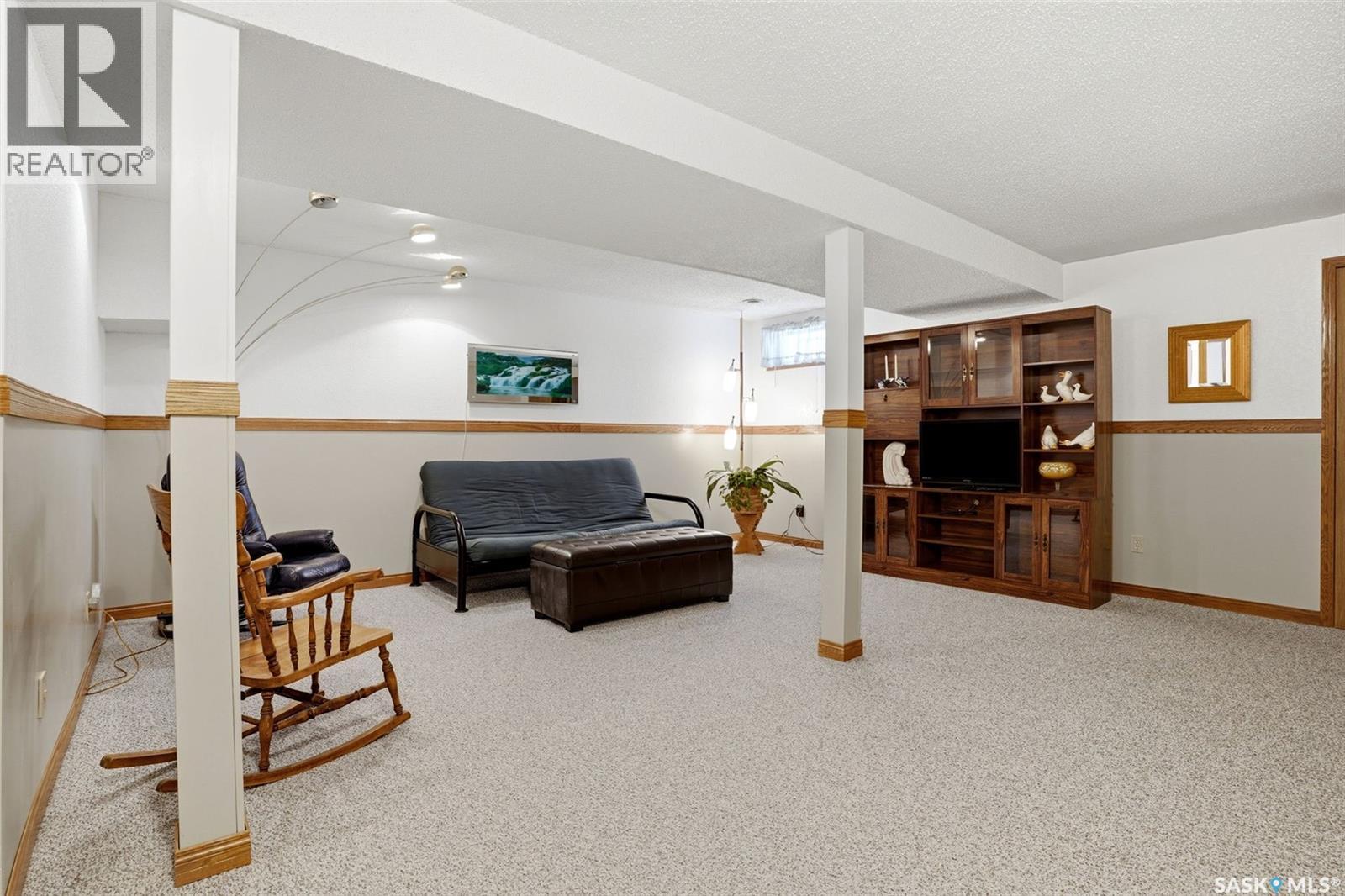2245 Reynolds STREET - 22