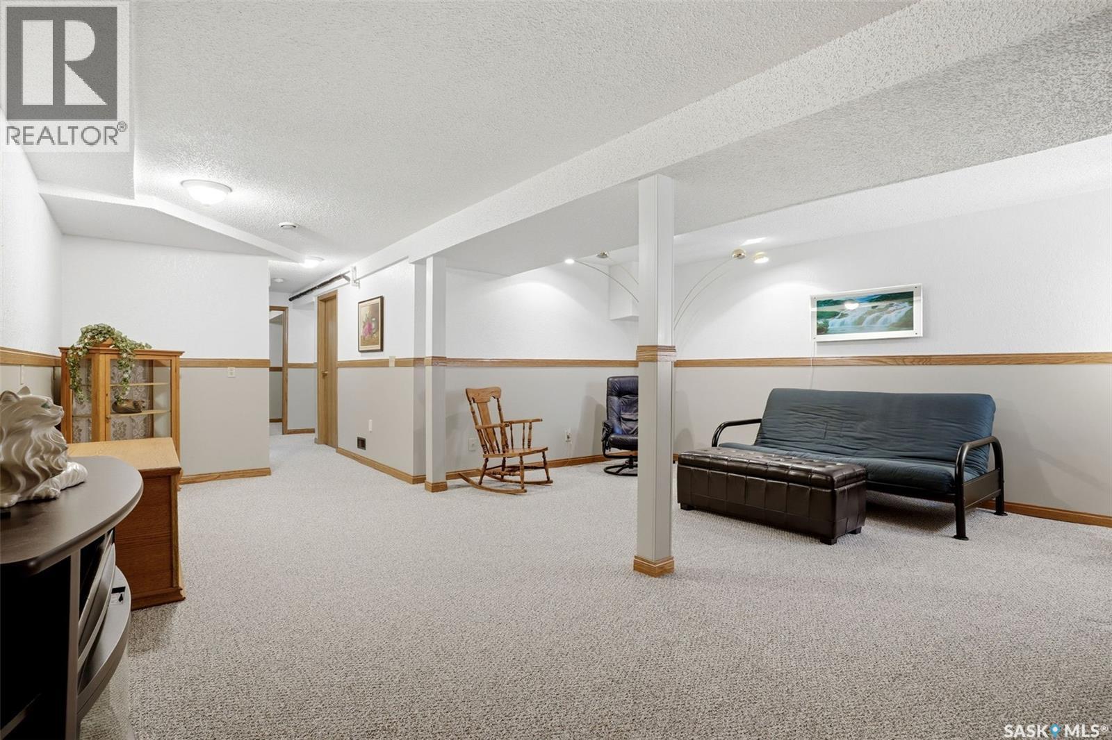 2245 Reynolds STREET - 23