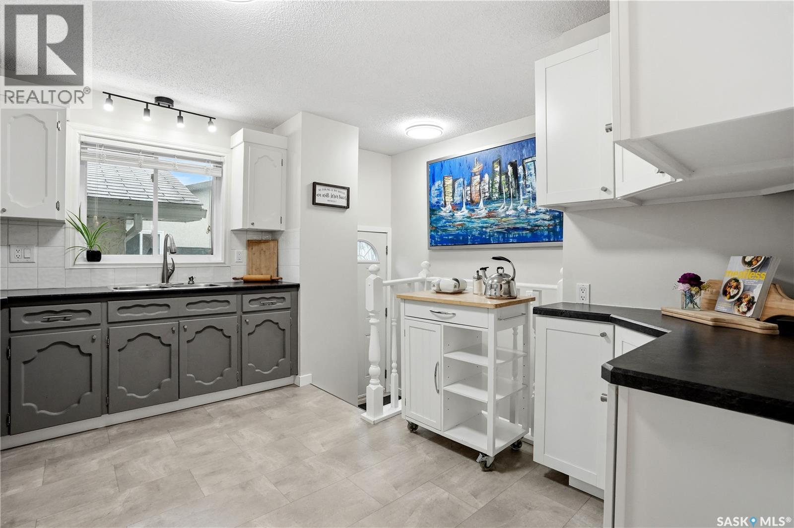14 Edenwold CRESCENT - 15