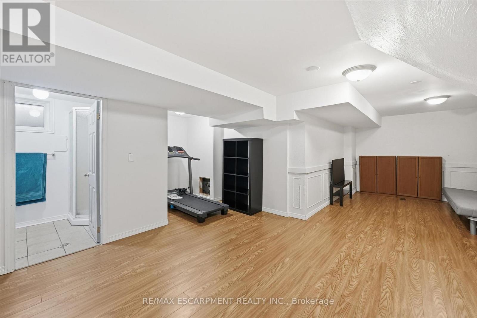 712 AUBURN CRESCENT - 30