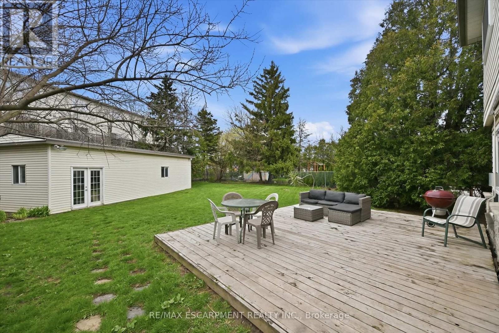 712 AUBURN CRESCENT - 34