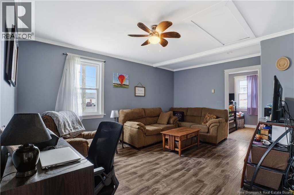 20 Aiton Road - 13